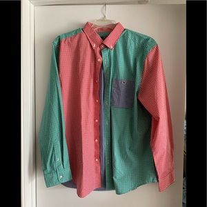 Worn once! Vineyard Vines button down